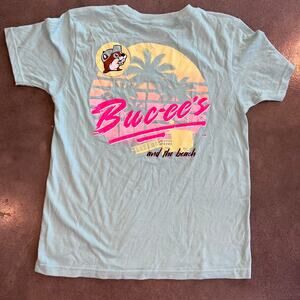 Bucees Beaver Beach baby blue Tshirt Boys Youth large